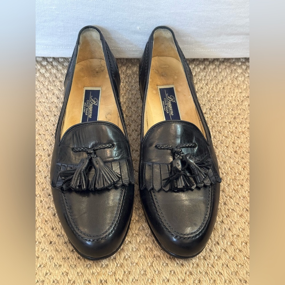 Bragano by Cole Haan Mens Black Kiltie Tassel Loafers Sz. 11N. Black leather.